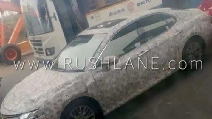 Berita - Toyota Camry Terbaru Dipastikan Meluncur Januari di India
