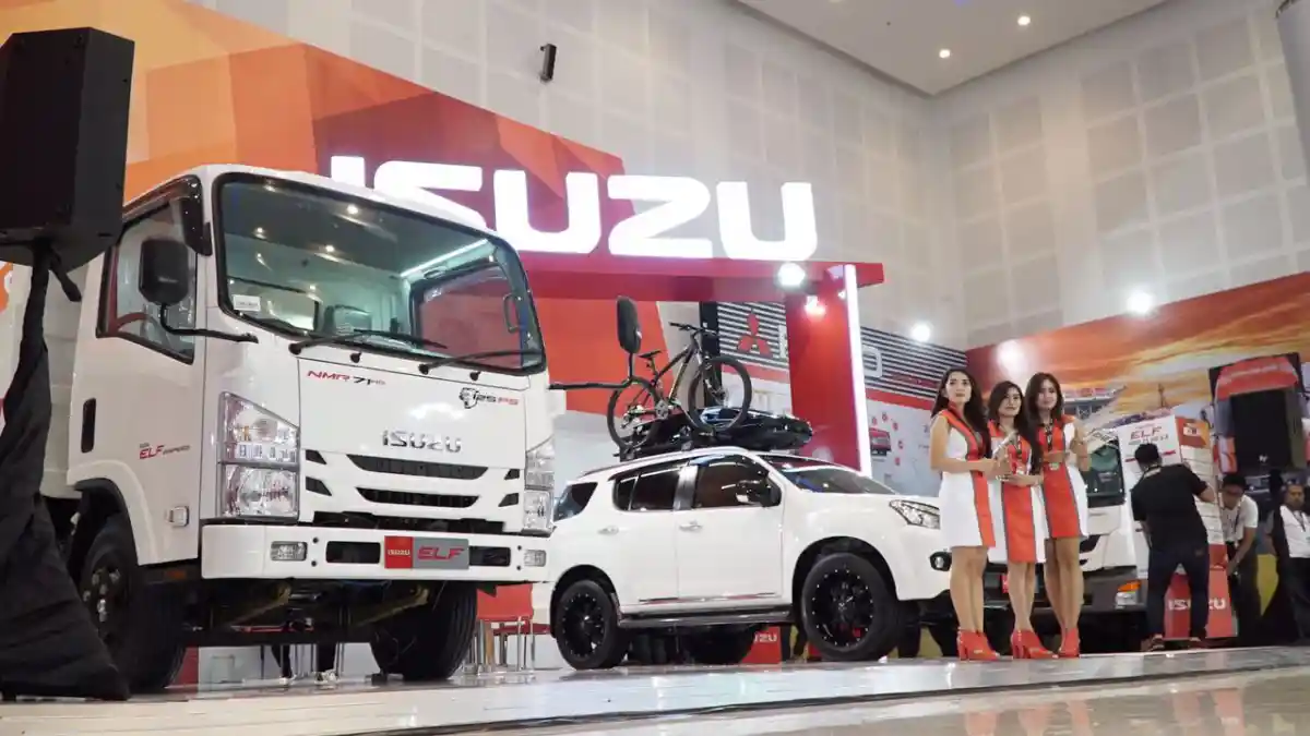 Berita - Isuzu : Hadirkan Empat Andalan Di GIIAS Surabaya 2016