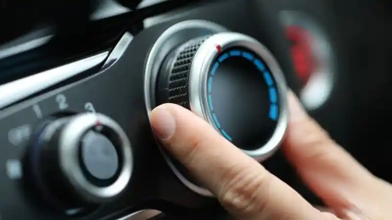 Foto - Jangan Salah Pilih Parfum Mobil, AC Bisa Jadi Korban