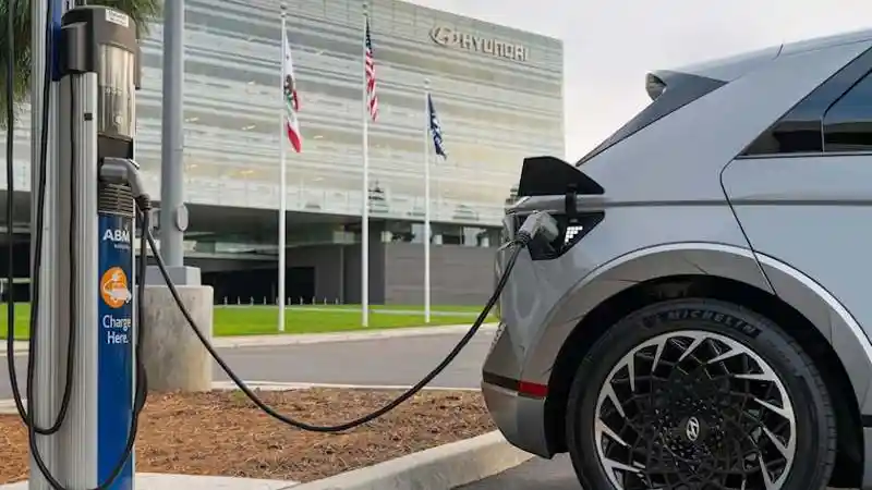 Berita - Insentif Mobil Listrik Efektif 20 Maret, Potongannya Rp 25-80 Jutaan