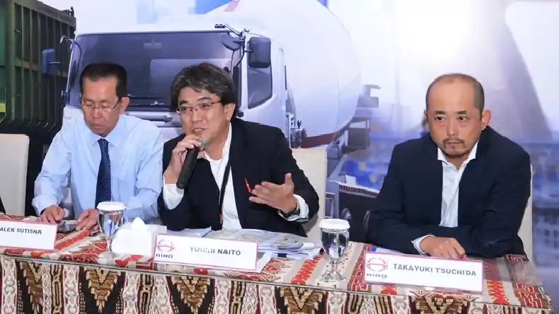 Berita - Hino Kejar Target Ekspor Kendaraan 3.000 Unit Tahun 2018 Ini