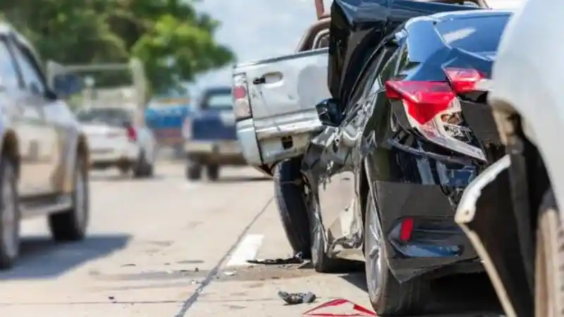 Berita - Kecelakaan Beruntun Sering Terjadi di Malam Hari, Ini Pesan dari Pakar 