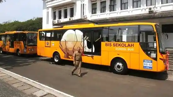 Bus - Kelola 140 Armada, UPT Bus Sekolah DKI Tambah Lagi 50 Unit Bus Hino