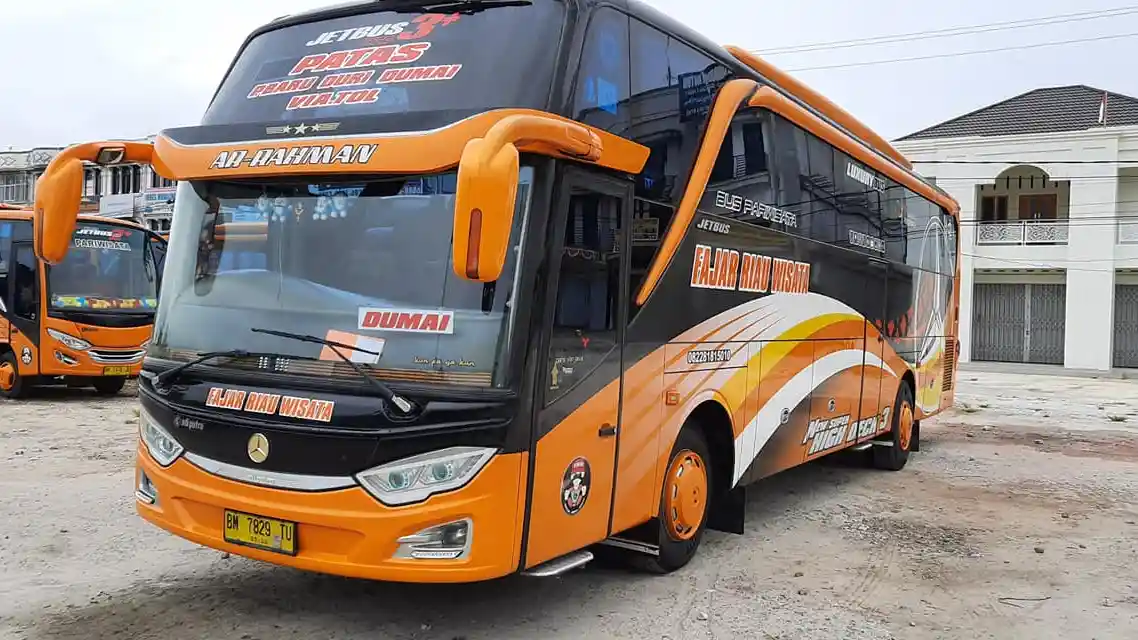 Berita - Bus Pekanbaru-Dumai, Fajar Riau Wisata Andalkan Tol Trans Sumatra