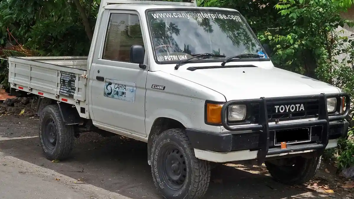 Foto - Evolusi Toyota Model Pikap Di Indonesia