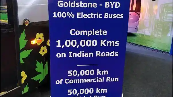 Foto - Bus Listrik Goldstone BYD Menarik Perhatian di Auto Expo 2018