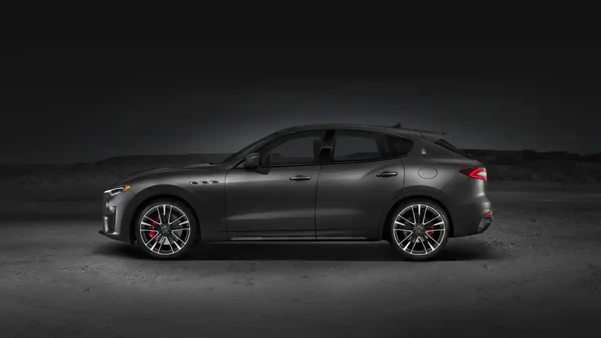 Foto - Maserati Levante Trofeo Debut di New York, Bisa Sentuh 300 KM/Jam!