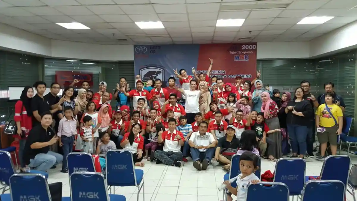 Foto - Toyota Sienta Community Indonesia Kumpul-kumpul Penuh Manfaat, 45 Sienta Hadir