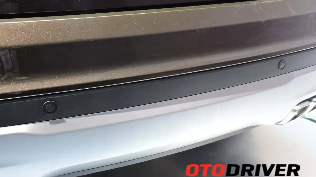 Tips - Pasang Sendiri Kamera Mundur Dan Sensor Parkir, Tidak Mahal!