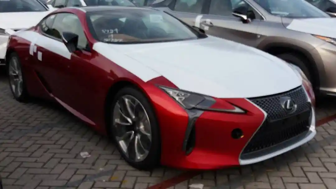 Berita - SPY SHOT: Lexus LC500 Terlihat Di Pelabuhan Tanjung Priok