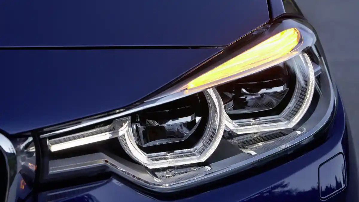 Foto - Inilah Foto Ubahan BMW Seri-3 Facelift