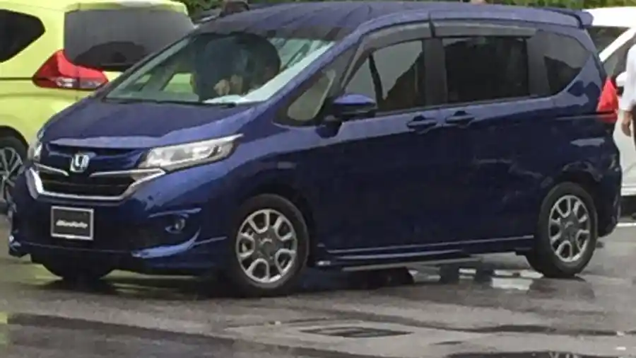 Berita - SPY SHOT: Honda Freed Modulo