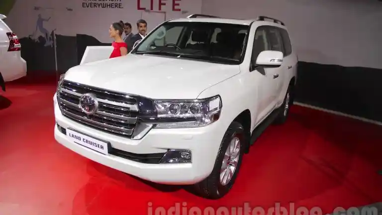 Berita - Toyota Land Cruiser Facelift Meluncur di India Auto Expo