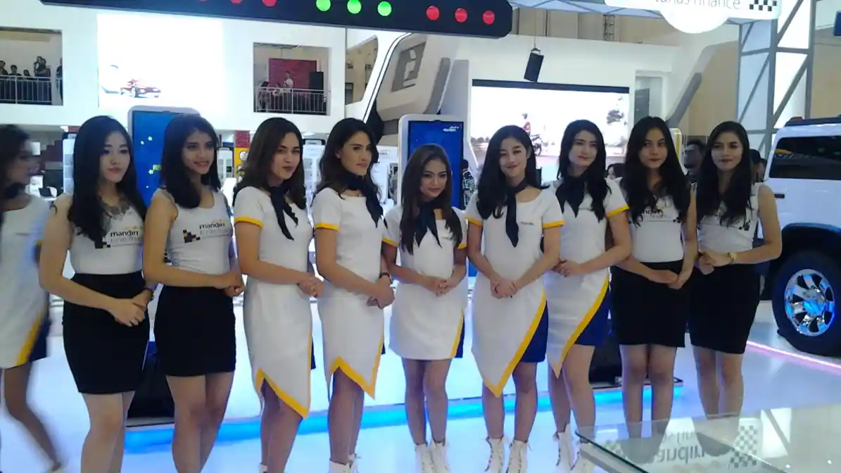 Berita - GIIAS 2016: Mandiri Berikan Kredit 0% Untuk Pembelian Mobil Di Pameran