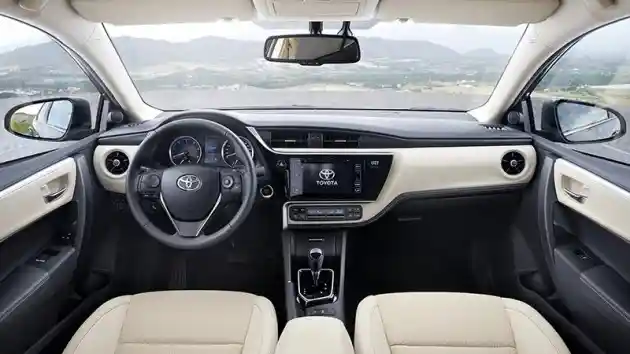Foto - Foto Detail Toyota Corolla Altis Facelift 2017