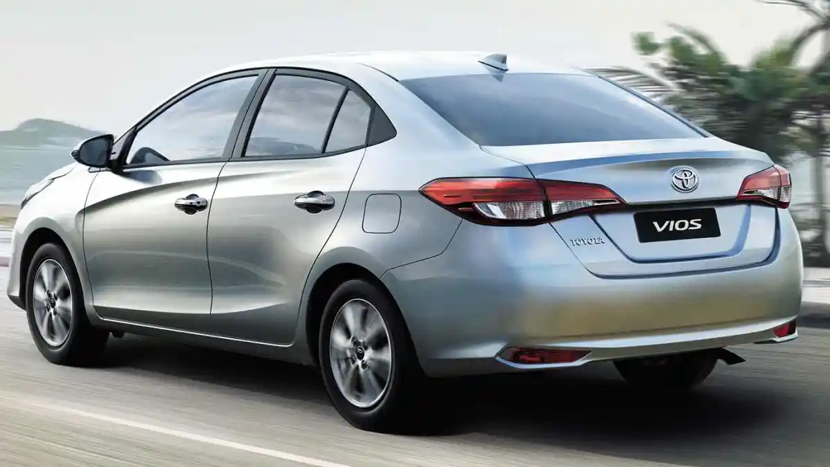 Foto - SPY SHOT: Toyota Vios 2018 di India