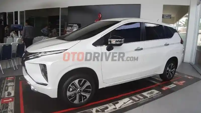 Berita - Xpander Ditargetkan Terjual 25 Unit di Dealer ini