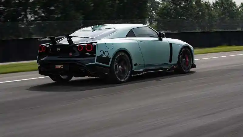 Berita - Next Generation Nissan GT-R Bermesin Hybrid?