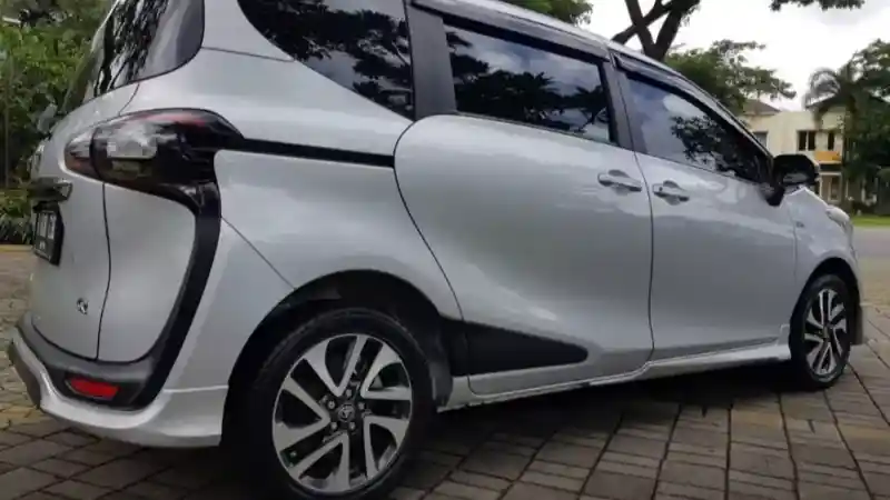 Used Car - Berburu Sienta Bekas Modal RP 126 Jutaan, Ketahui Penyakit Bodinya