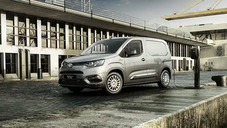 Van - Proace City EV, Minivan Kelas Pengangkut Yang Bergaya