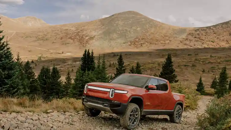 Berita - Belum Lama Dipasarkan, Rivian R1T Recall Karena Sensor Di Jok Penumpang Depan