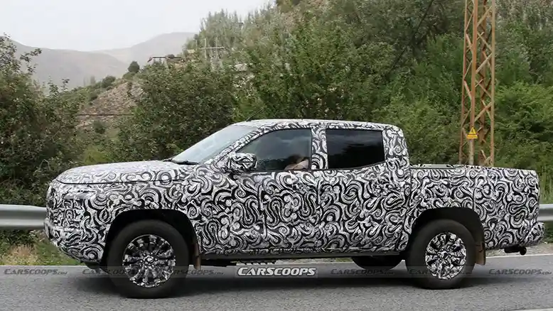 Berita - Triton 2024 Dirancang Ulang Karena Difoto Paparazzi