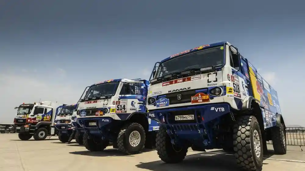 Foto - Parade Foto : Reli Dakar 2019 Kategori Truk Masih Didominasi Tim Rusia dan Belanda