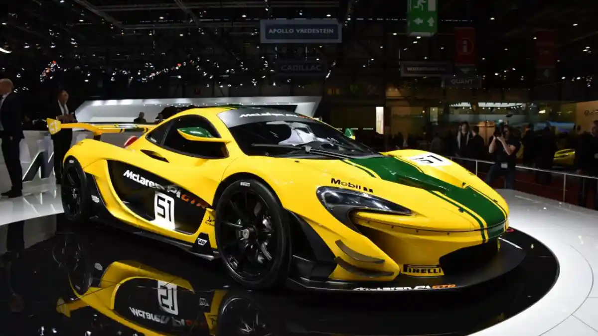 Foto - Sistem Penggerak RWD VS FWD 