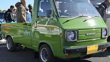 Foto - Suzuki Carry, Legenda Hidup Sejak 1961