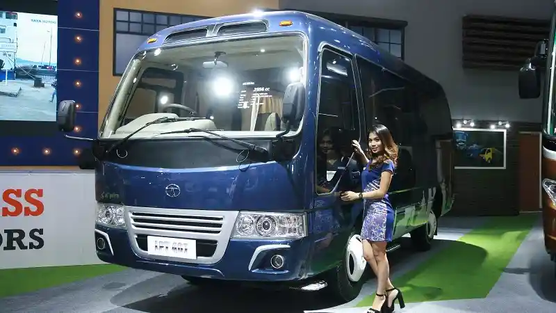 Foto - Tata Motors : Siap Penuhi Kebutuhan Pengusaha Travel dan Instansi dengan Bus LPT 407 dan LP 713