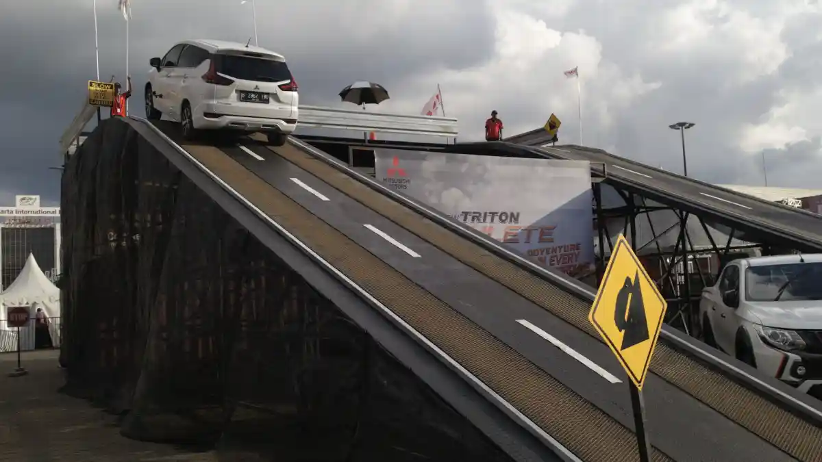 Tips - Matikan AC saat Menanjak Bisa Bikin Mobil Lebih Bertenaga dan Irit BBM? Ini Faktanya