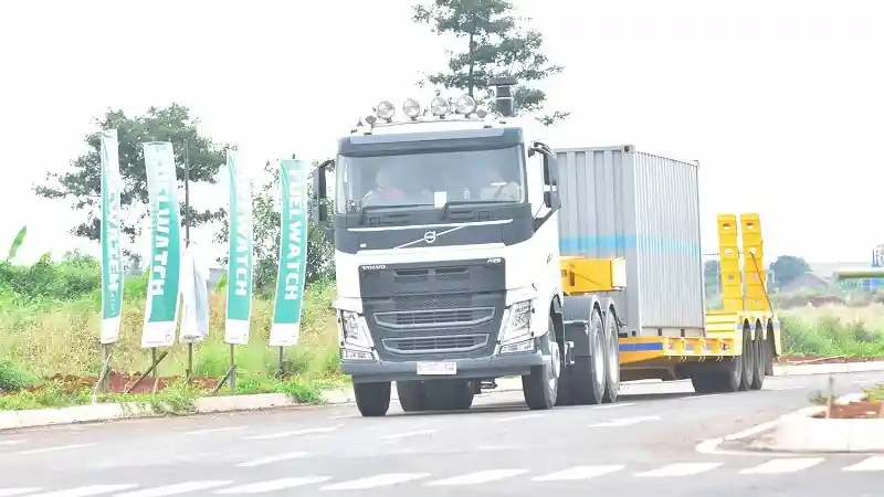 Foto - Volvo Trucks Indonesia Kembali Gelar Kontes Mengemudi Irit BBM