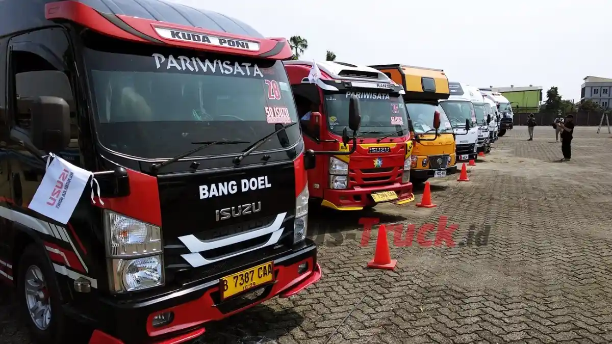 Truk - Isuzu Terus Membangun Ekosistem Industri Otomotif Bersama UMKM