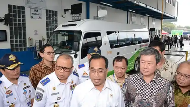 Foto - Realisasi Uji Kir Oleh Swasta Akan Dipercepat ke Pertengahan Mei