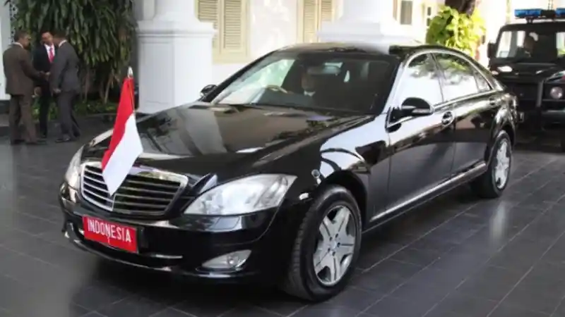 Berita - Ini Dia 2 Kandidat Pengganti Mobil Presiden RI