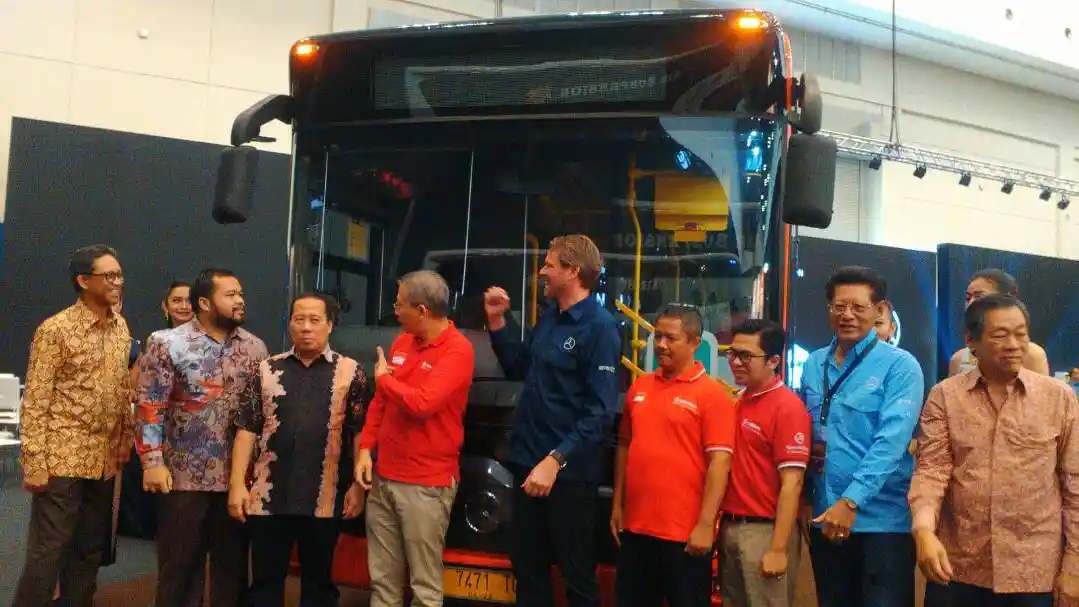 Berita - Transjakarta Operasikan 1.200 Bus Setiap Hari di DKI Jakarta