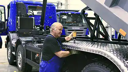 Foto - Riset Membuktikan, Penggunaan Komposit untuk Sasis Mampu Turunkan Bobot Kendaraan Hingga 40 Persen