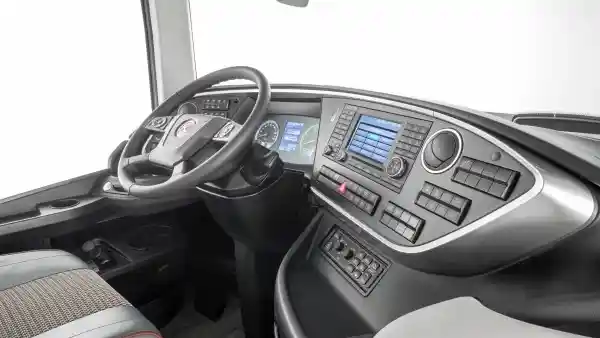 Foto - Mengintip Kemewahan Bus Double Decker Terbaru dari Setra