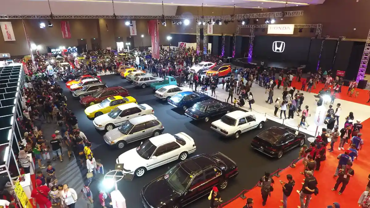 Foto - Ini lah Momen Terbesar Berkumpulnya Komunitas Honda Se-Indonesia!