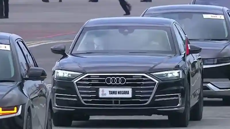 Berita - Butuh 400 Jam untuk Mengubah Mobil Presiden UEA Menjadi Aman