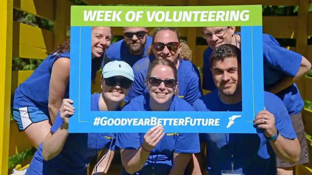 Berita - Goodyear Libatkan Karyawannya di Seluruh Dunia Dalam Kegiatan Sosial