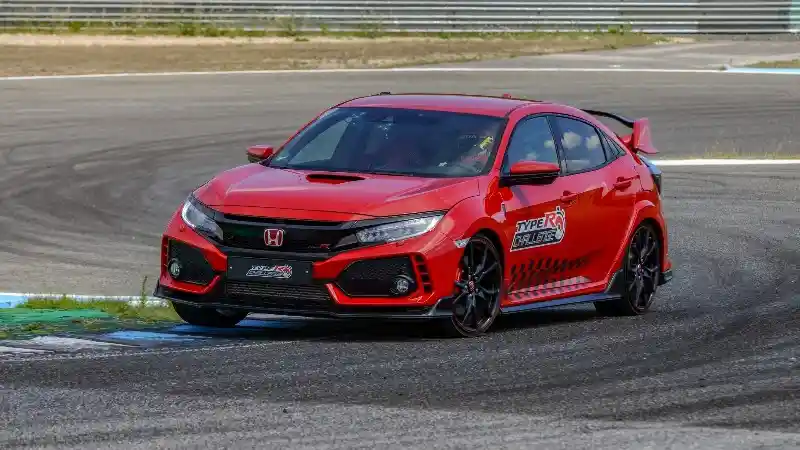 Foto - Honda Civic Type R Kembali Ukir Rekor Laptime Tercepat