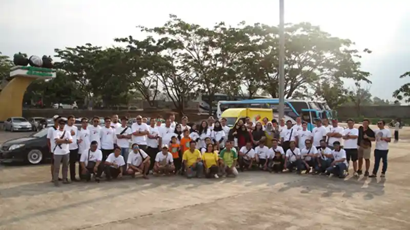 Foto - Komunitas Toyota Corolla Altis Gelar Touring Sekaligus Belajar Safety Driving