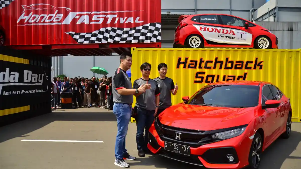 Foto - Ini lah Momen Terbesar Berkumpulnya Komunitas Honda Se-Indonesia!