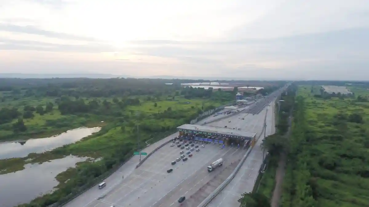 Berita - Menhub Tinjau Kesiapan Layanan Operasional Jalan Tol Jakarta-Cikampek