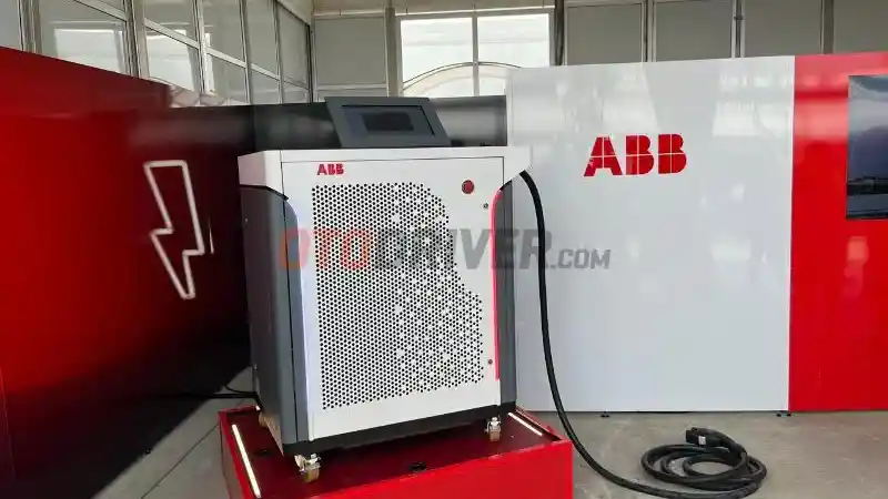 Mobil Listrik - Charger Untuk Mobil Formula E Belum Tersedia Untuk Konsumen Mobil Listrik