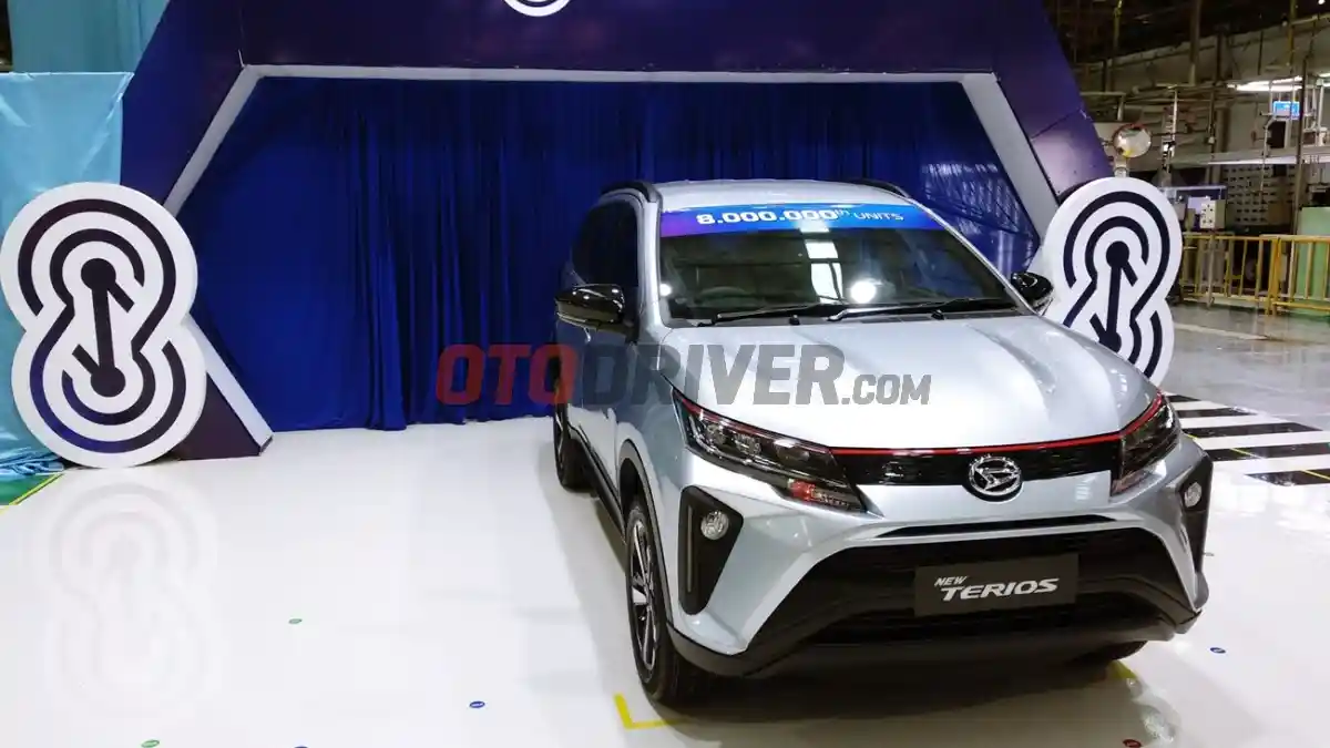 Foto - Mobil Daihatsu Bertransmisi Manual Masih Tinggi Peminatnya