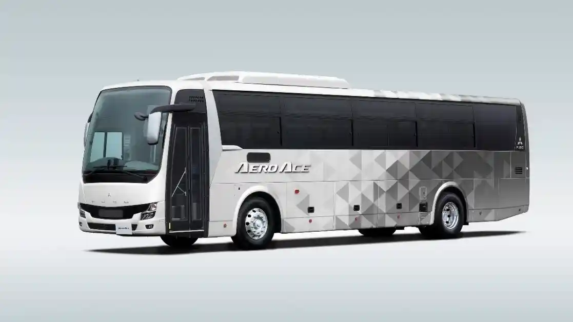 Bus - Mitsubishi Hadirkan Big Bus Wisata Berpintu Lipat