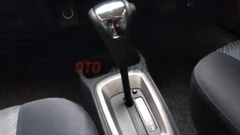 Foto - Panduan Beli Duo Agya Ayla Bekas