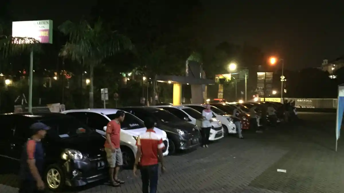 Foto - Komunitas Gabungan Toyota Agya dan Daihatsu Ayla Resmi Berdiri
